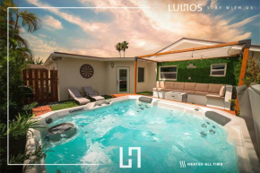 Miami Chic 6BR Jacuzzi Games, 16 Min to Airport L52